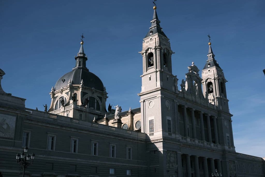Almudena Cathedral in Madrid, by Mikkel Kvist